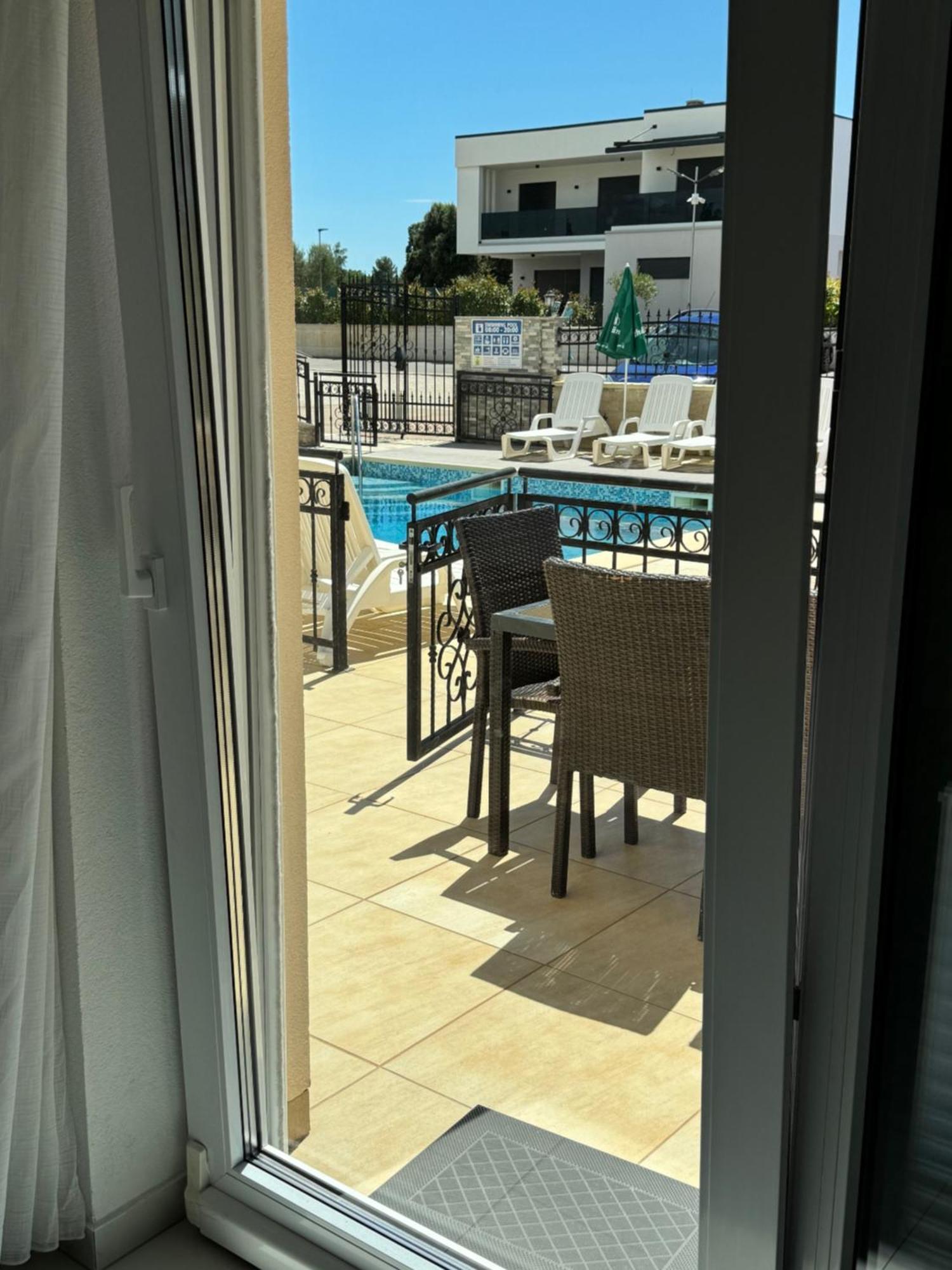Funtana Appartements An Der 1 Reihe Vom Meer Exterior photo